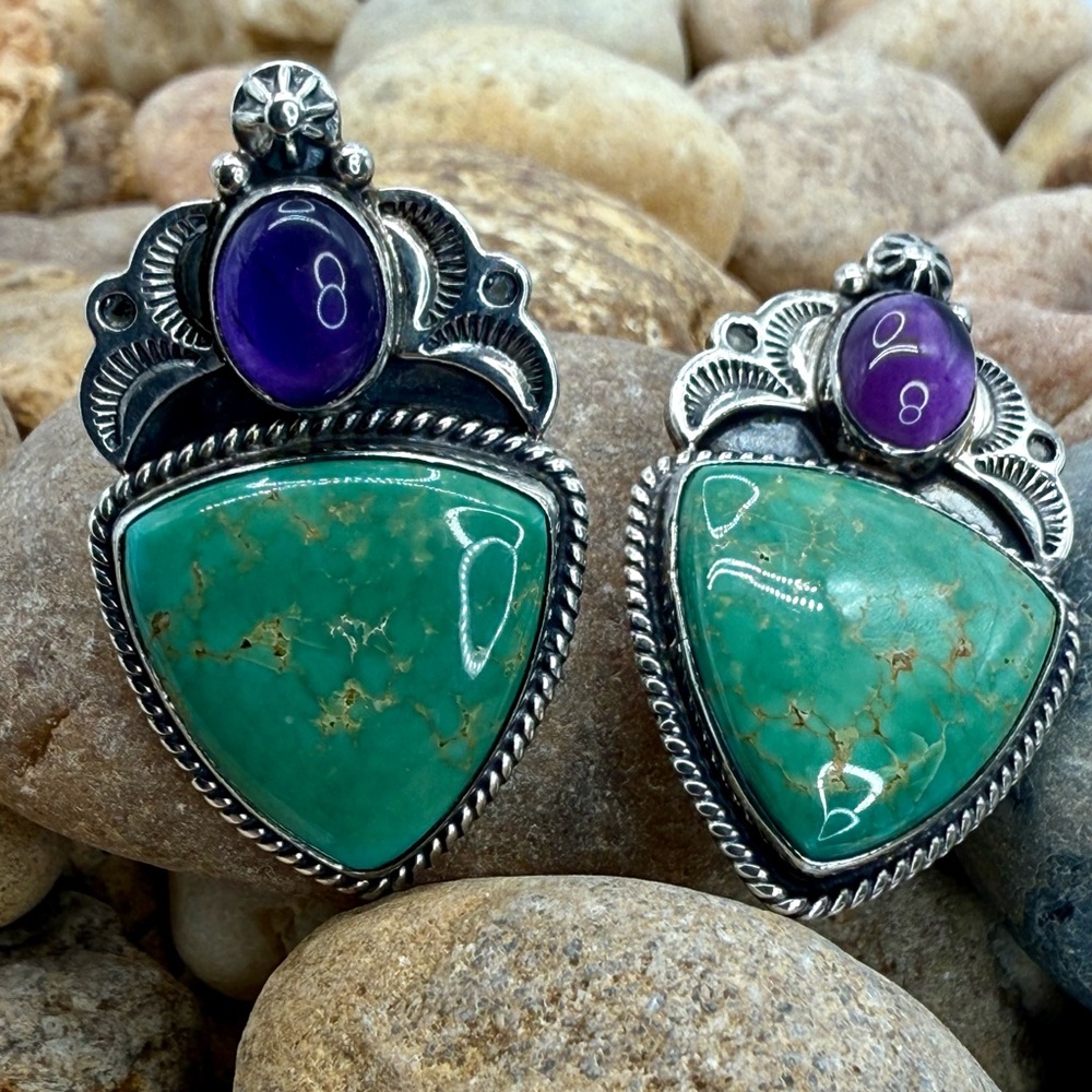 Native American Sterling Silver Turquoise & Amethyst Earrings “Revé” – 22.64g - Picture 7 of 17